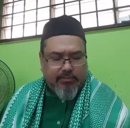 Rakaman video, kuliah muslimat, bacaan kitab Bahrul Mazi Jili2 3 dan buku Apa Ertinya Saya Menganut Islam; oleh ustaz Hishamuddin Abdul Aziz; Bersiaran di Facebook Audiokuliah;